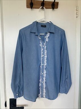 Vintage Present Tense Chambray Button-Up with White Lace Trim